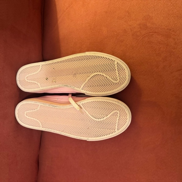 Nike Soft Pink Casual Sneakers Size 8 - Picture 4 of 4